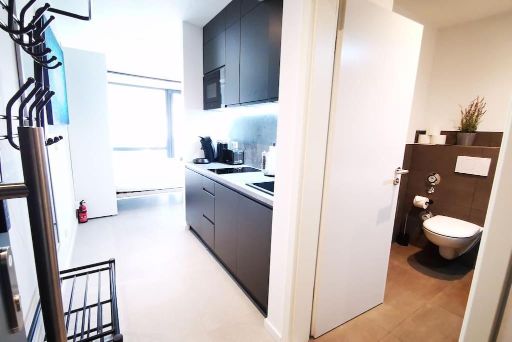 Hh 03 By Rockchair - Superhost Status - Modernes Apartment Mit Sonnigem Balkon & Premium Boxspringbetten In Winterhude - Hamburg Top Geheimtipp エクステリア 写真