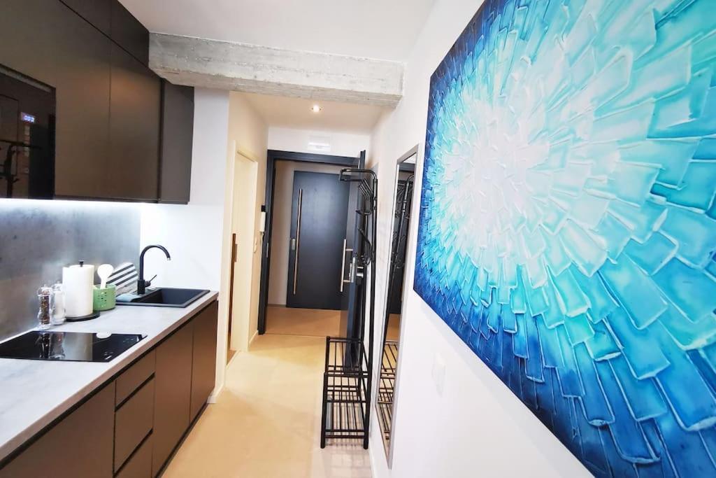 Hh 03 By Rockchair - Superhost Status - Modernes Apartment Mit Sonnigem Balkon & Premium Boxspringbetten In Winterhude - Hamburg Top Geheimtipp エクステリア 写真