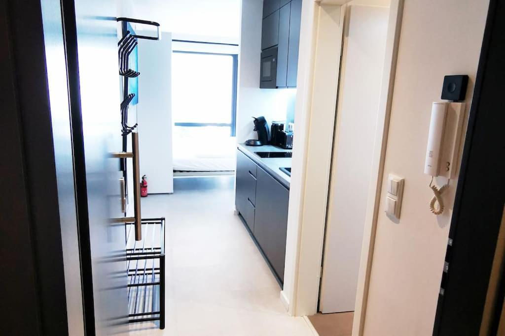 Hh 03 By Rockchair - Superhost Status - Modernes Apartment Mit Sonnigem Balkon & Premium Boxspringbetten In Winterhude - Hamburg Top Geheimtipp エクステリア 写真