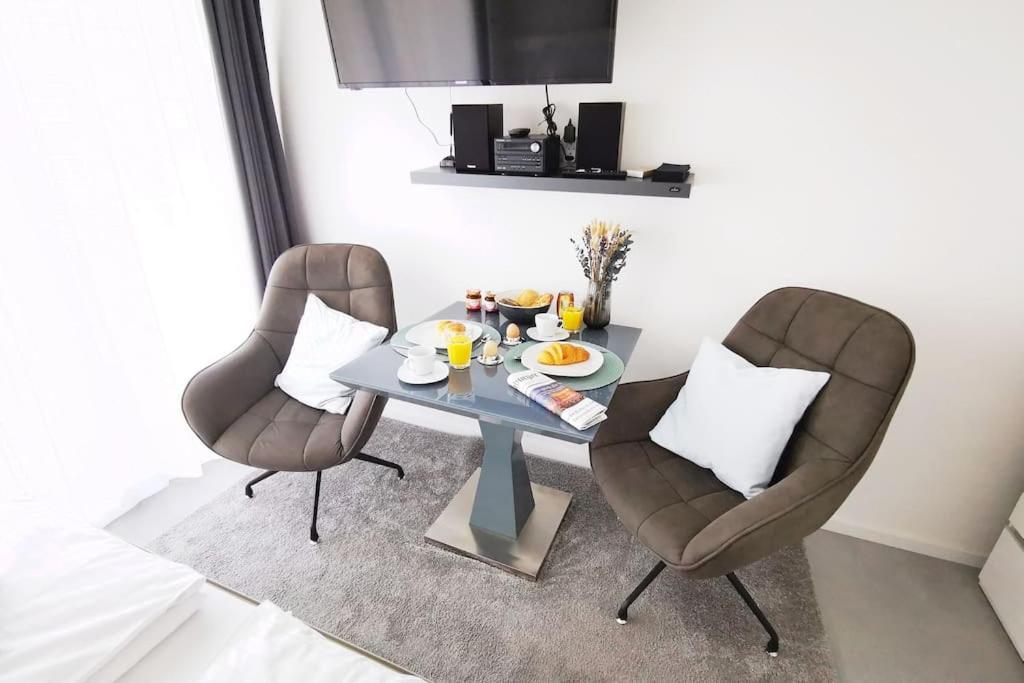 Hh 03 By Rockchair - Superhost Status - Modernes Apartment Mit Sonnigem Balkon & Premium Boxspringbetten In Winterhude - Hamburg Top Geheimtipp エクステリア 写真