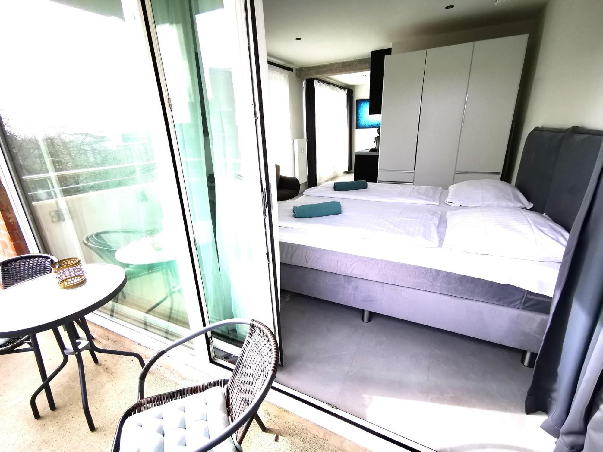 Hh 03 By Rockchair - Superhost Status - Modernes Apartment Mit Sonnigem Balkon & Premium Boxspringbetten In Winterhude - Hamburg Top Geheimtipp エクステリア 写真